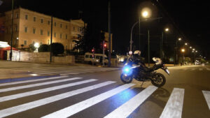 Συναγερμός στη Βουλή: Τηλεφώνημα για τοποθέτηση βόμβας
