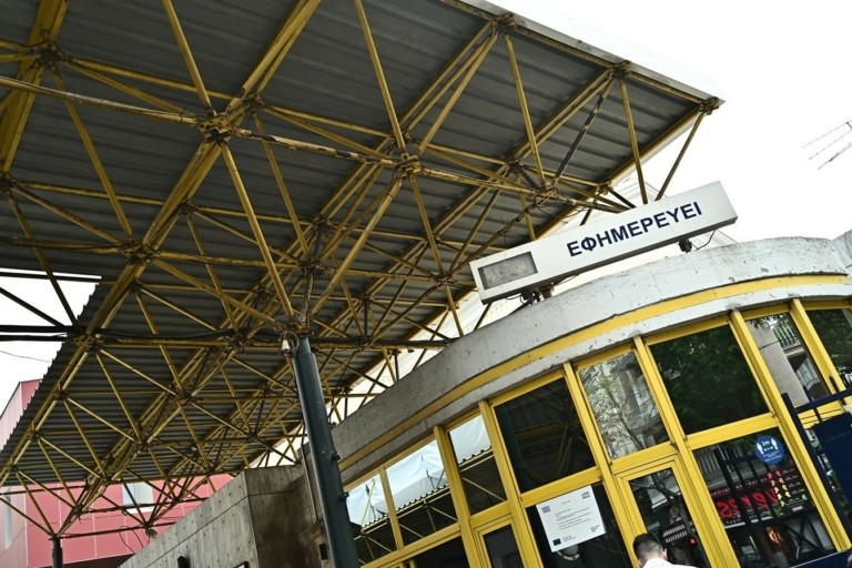 Ρέθυμνο: Ο καυγάς ενός ζευγαριού εξελίχθηκε σε οικογενειακή σύρραξη με τραυματίες και συλλήψεις