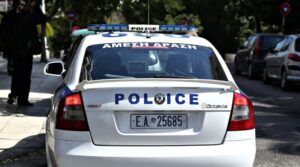 ΕΛ.ΑΣ: Συνελήφθη 17χρονος στην Κατερινή - Έκαψε και πέταξε σε κάδο γυναίκα στην Πολωνία και ήρθε στην Ελλάδα για... διακοπές