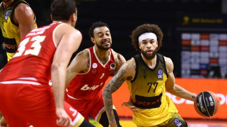 Ο Ολυμπιακός πήρε το θρίλερ του ΣΕΦ, 87-85 την ΑΕΚ