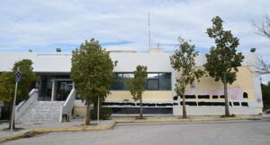 Ζωγράφου: Πεδίο μάχης κουκουλοφόρων η Πολυτεχνειούπολη - Χτύπησαν γυναίκα υπάλληλο