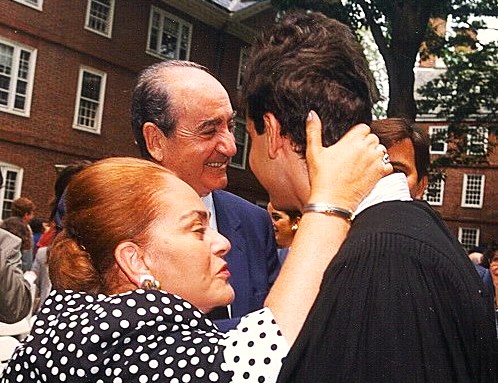 Κ. Μητσοτάκης για τα 13 χρόνια από τον θάνατο της μητέρας του: Η μνήμη της θα συνοδεύει τις πιο τρυφερές στιγμές μας