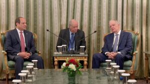 Στην Ελλάδα ο Αλ Σίσι: «Φίλος ο ελληνικός λαός» - «Υπόδειγμα για το διεθνές στερέωμα οι σχέσεις μας» είπε ο Τασούλας