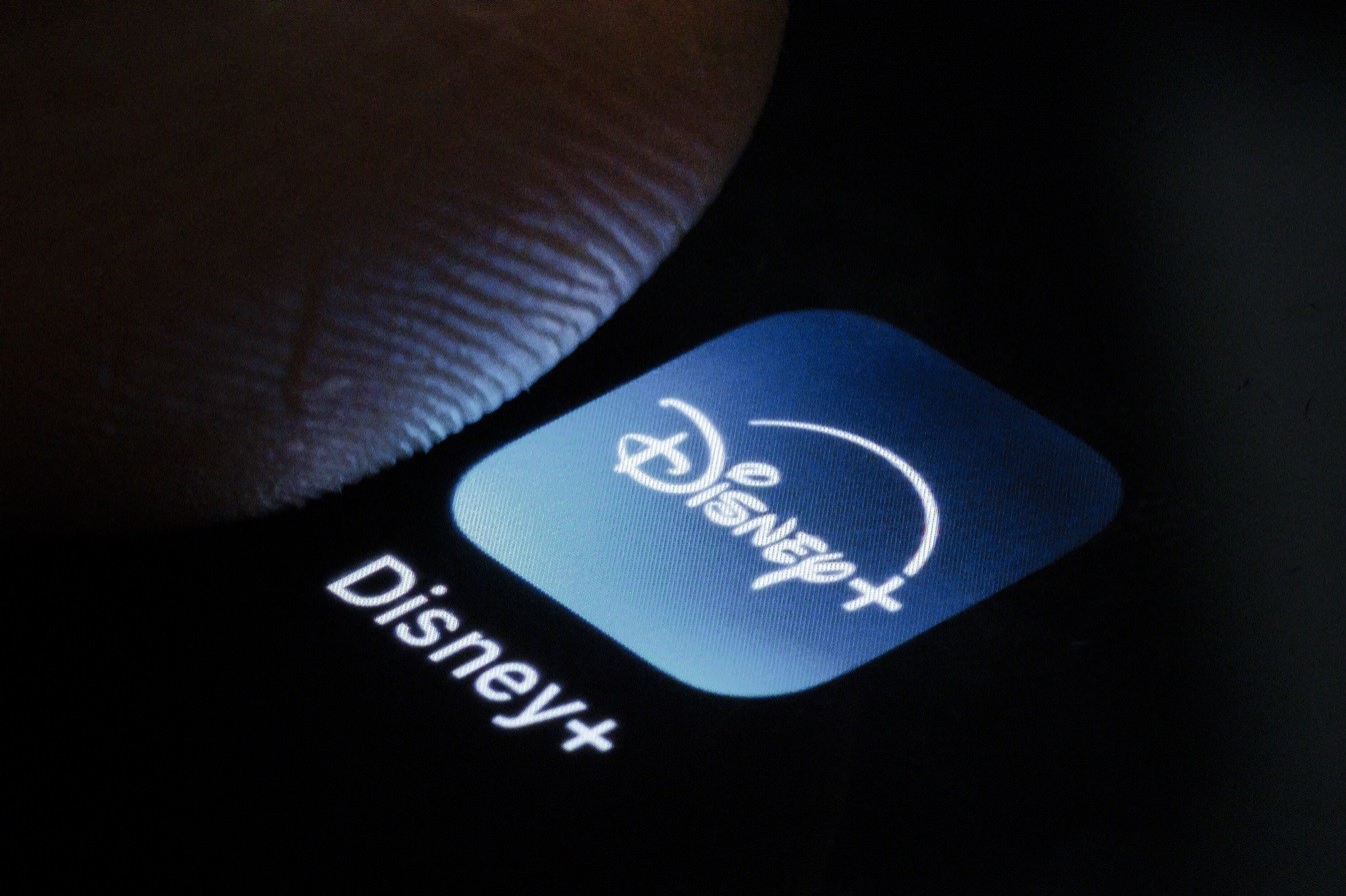 Η Disney ανεβάζει τις εκτιμήσεις για τα κέρδη του 2025 – Ισχυρή ανάπτυξη στο streaming