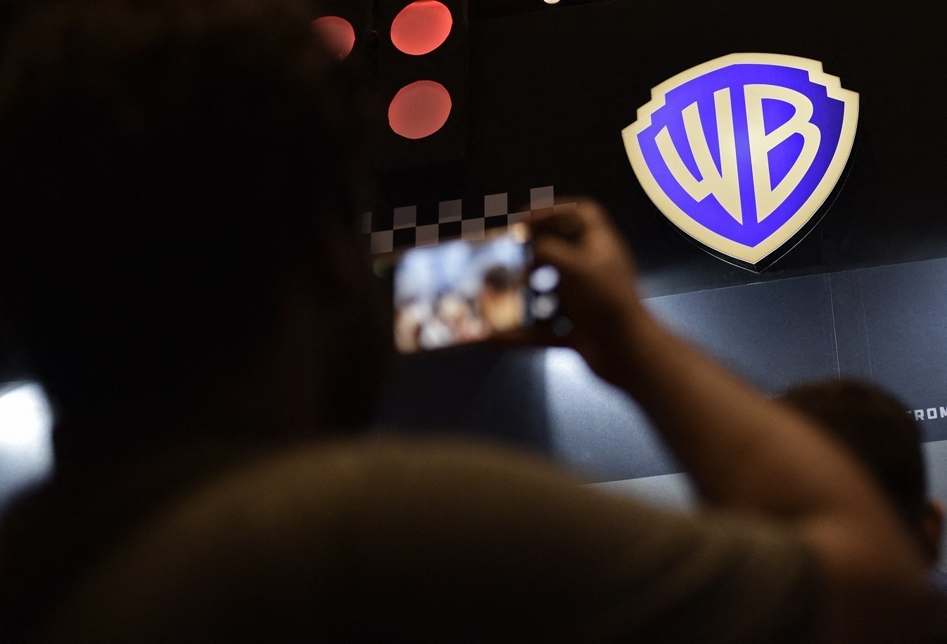 Κατώτερα των προσδοκιών τα έσοδα της Warner Bros. – Άνοδος μόνο στο streaming