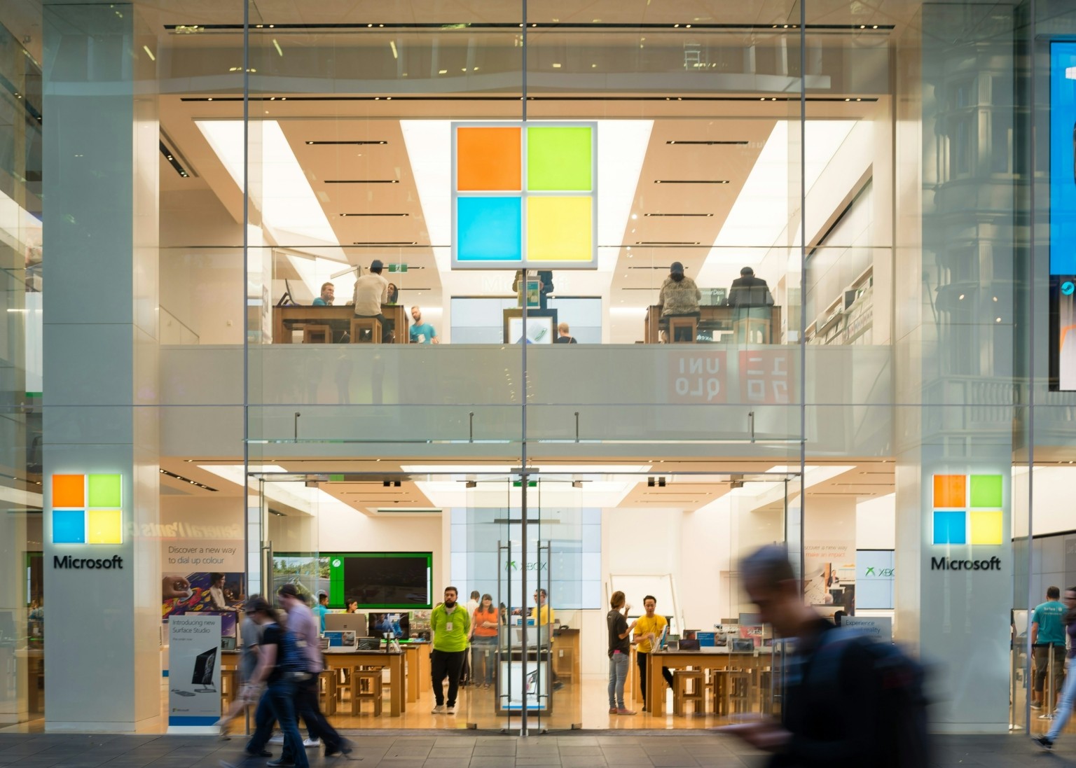 Σάτια Ναντέλα (Microsoft): Το 30% του κώδικα της Microsoft γράφεται πλέον από τεχνητή νοημοσύνη
