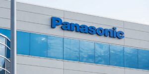 Η Panasonic προχωρά σε μείωση 10.000 θέσεων εργασίας σε παγκόσμιο επίπεδο