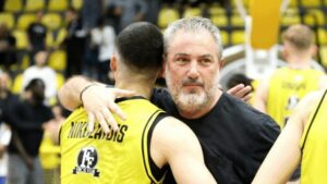 Δήμος Στασινόπουλος: “Άθλος έτσι όπως έγινε”