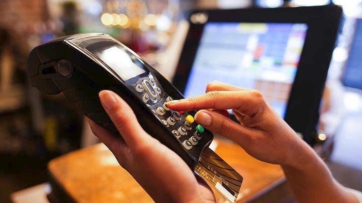 Μικρομεσαίες επιχειρήσεις: Πάνω από 150.000 αιτήσεις για τις «Ψηφιακές Συναλλαγές Β΄»