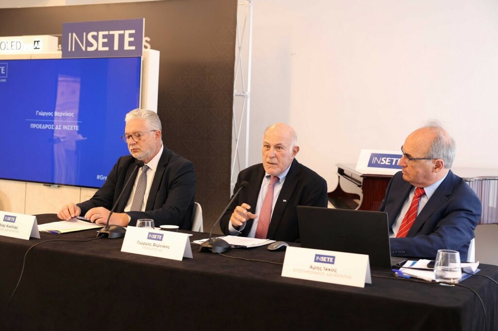 ΙΝΣΕΤΕ: Στα €30,2 δισ. αυξήθηκε η άμεση συνεισφορά του τουρισμού στην οικονομία το 2024