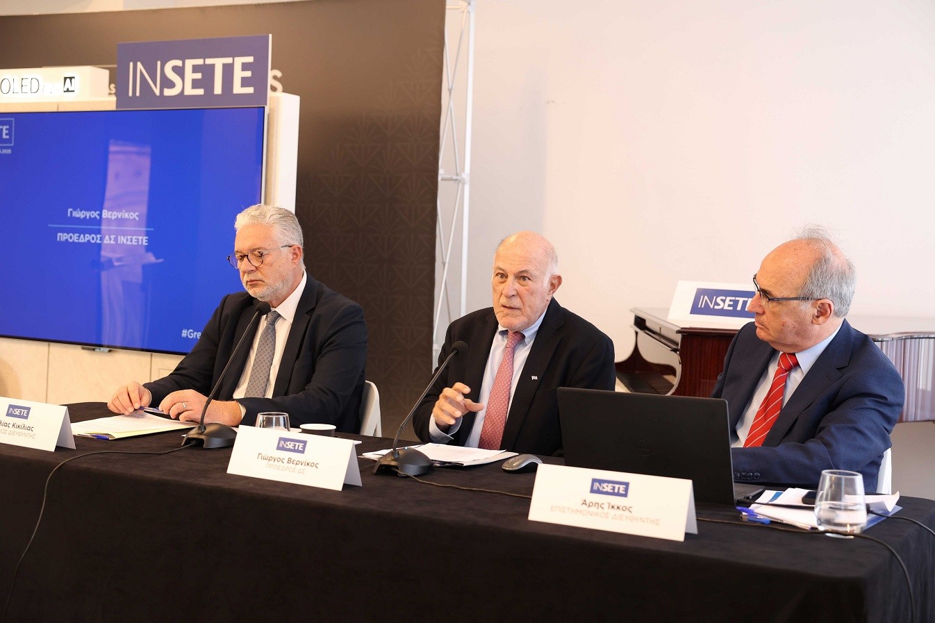 ΙΝΣΕΤΕ: Στα €30,2 δισ. αυξήθηκε η άμεση συνεισφορά του τουρισμού στην οικονομία το 2024