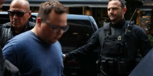 Μητροκτονία στη Λάρισα: Απολογείται σήμερα ο 21χρονος - Στον εισαγγελέα και ο ξάδερφός του