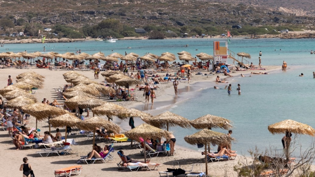 Γαλάζια Σημαία: Με 623 βραβευμένες ακτές, η Ελλάδα στην 2η θέση παγκοσμίως - Δείτε τη λίστα