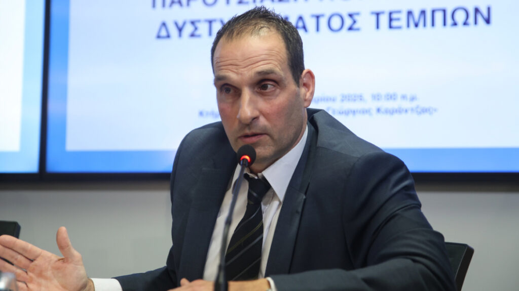 Επίθεση με γκαζάκια σημειώθηκε, στο σπίτι του πρώην προέδρου του ΕΟΔΑΣΑΑΜ