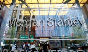 Morgan Stanley: Ευκαιρία αγοράς η πτώση στις αμερικανικές μετοχές μετά την υποβάθμιση της Moody’s