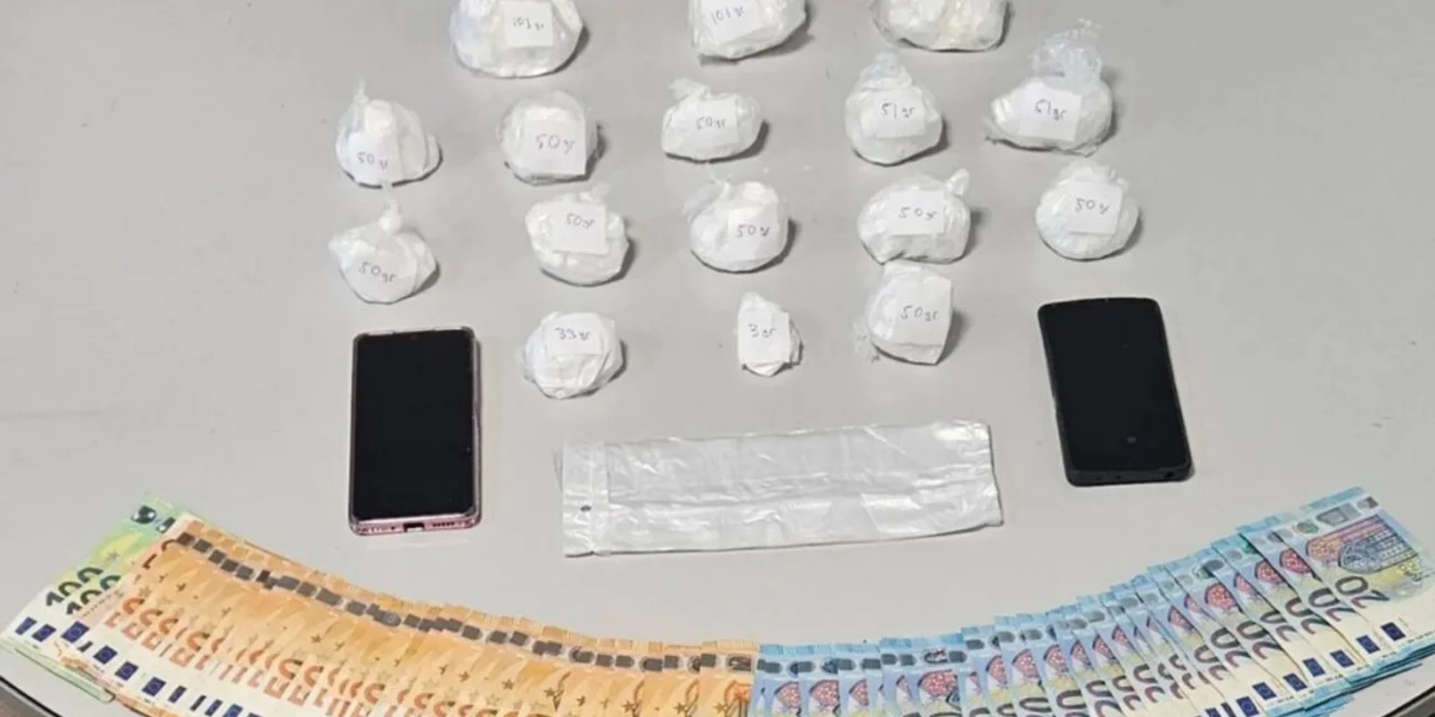 Συνελήφθησαν δύο άτομα στη Θεσσαλονίκη για διακίνηση ναρκωτικών