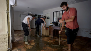 Τρεις νεκροί από καταρρακτώδεις βροχές στη νοτιοανατολική Γαλλία
