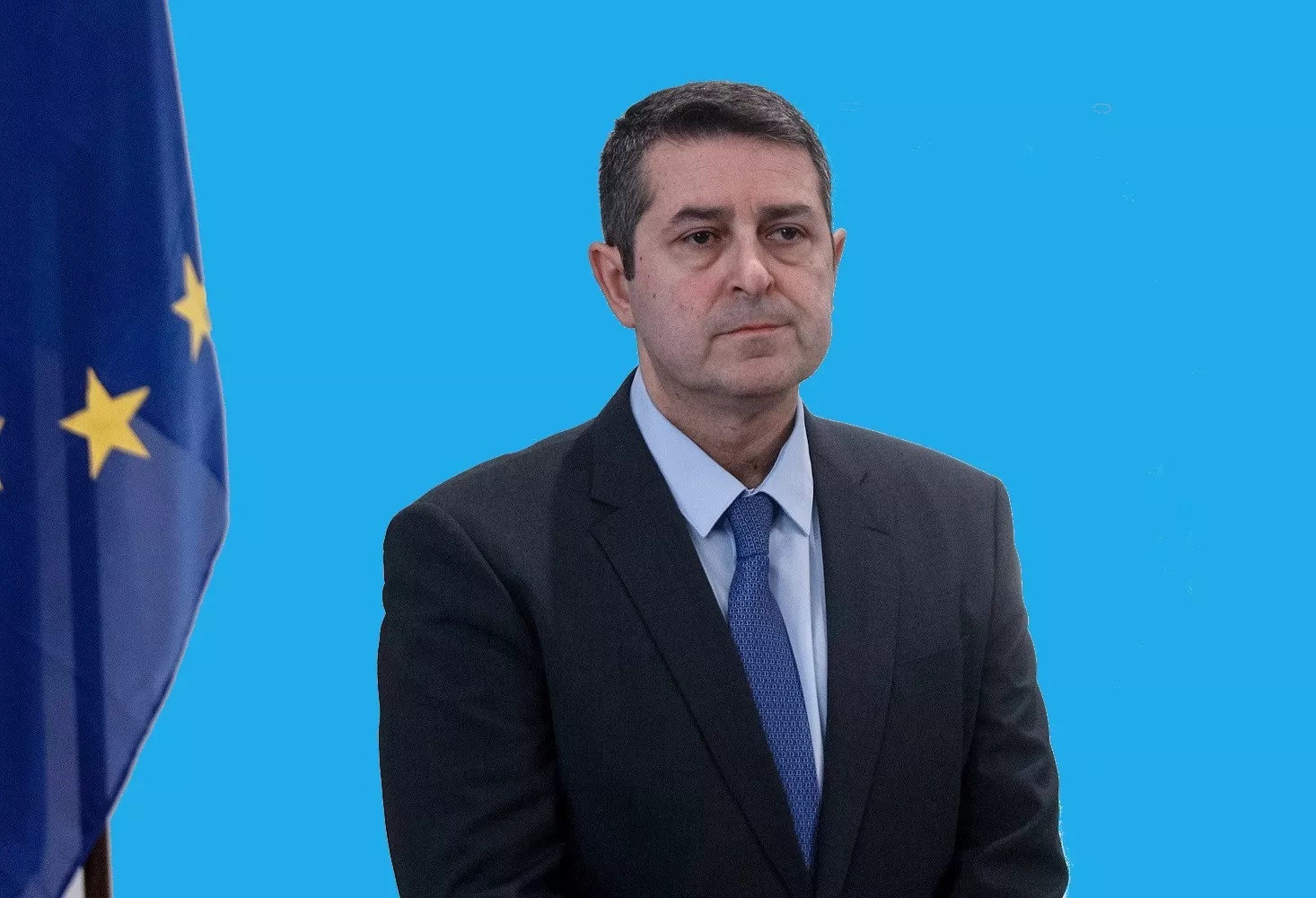 Ενισχυμένος στο Μ. Μαξίμου ο Γ. Μυλωνάκης! 2. «Παγωμένες» οι σχέσεις από το παρελθόν που είχαν διαταραχθεί! Μπήκαν στη μέση μεσολαβητές! 3. Έρχεται βαρβάτη αγωγή κατά της εταιρίας που χρηματοδοτούσε την Ομάδα Αλήθειας!