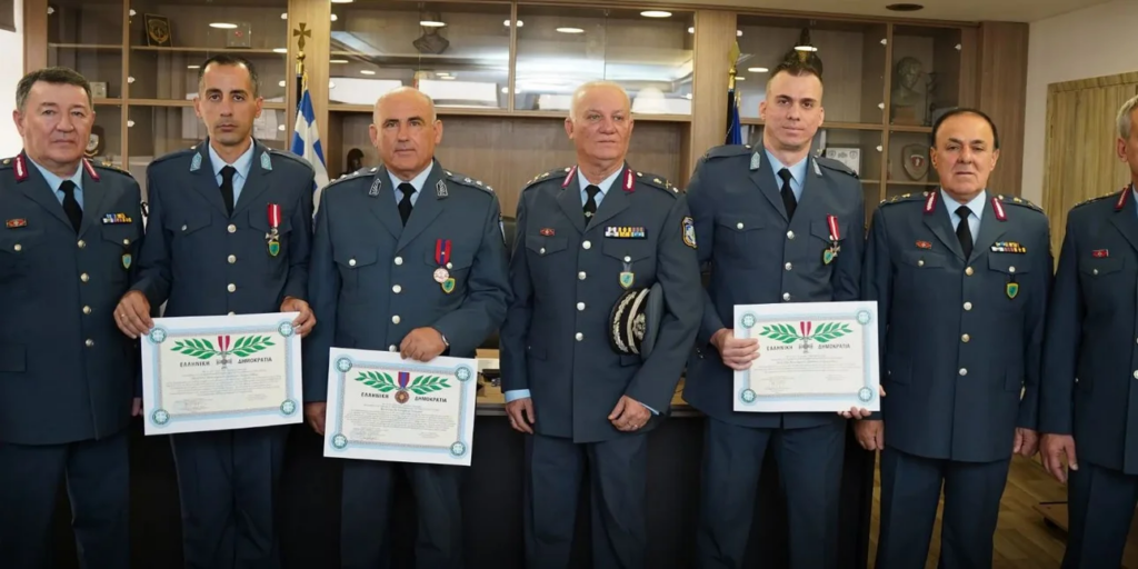 Βραβεύτηκαν τρεις αστυνομικοί της ΕΛ.ΑΣ για εξαίρετες πράξεις