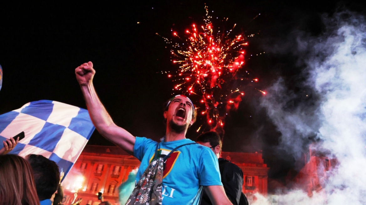 Η ομάδα του Αντόνιο Κόντε «σφράγισε» τον τίτλο με εμφατικό τρόπο χτες και το τελευταίο σφύριγμα του διαιτητή σήμανε την έναρξη ενός θεαματικού, ακατάβλητου πάρτι