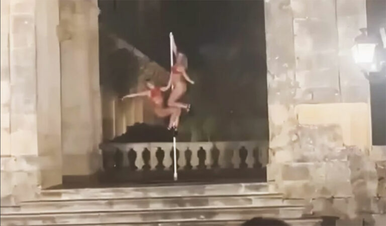 Κέρκυρα: Στο Αυτόφωρο οι πέντε γυναίκες για το pole dancing στα ανάκτορα