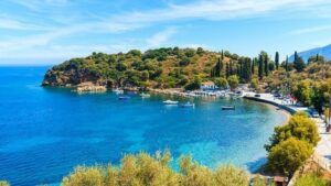 Το νησί που ξεχωρίζει για τις παραλίες του στην Ελλάδα