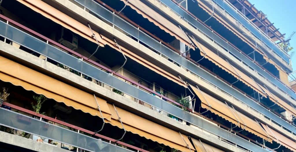 «Αγγελίνα μου...»: Η σπαρακτική κραυγή της μάνας για την 7χρονη που σκοτώθηκε στην Καλλιθέα