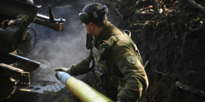 Για πισώπλατα χτυπήματα κατηγορεί η Ρωσία τις σερβικές εταιρείες όπλων