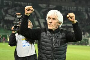 Γιοβάνοβιτς: «Εύκολη η απόφαση να παραμείνω στην Εθνική»
