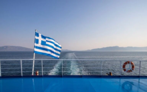 Παρά την αύξηση στην τιμή των καυσίμων από 1η Μαΐου, η ελληνική ακτοπλοϊκή αγορά διατηρεί σταθερές τις τιμές των ακτοπλοϊκών εισιτηρίων