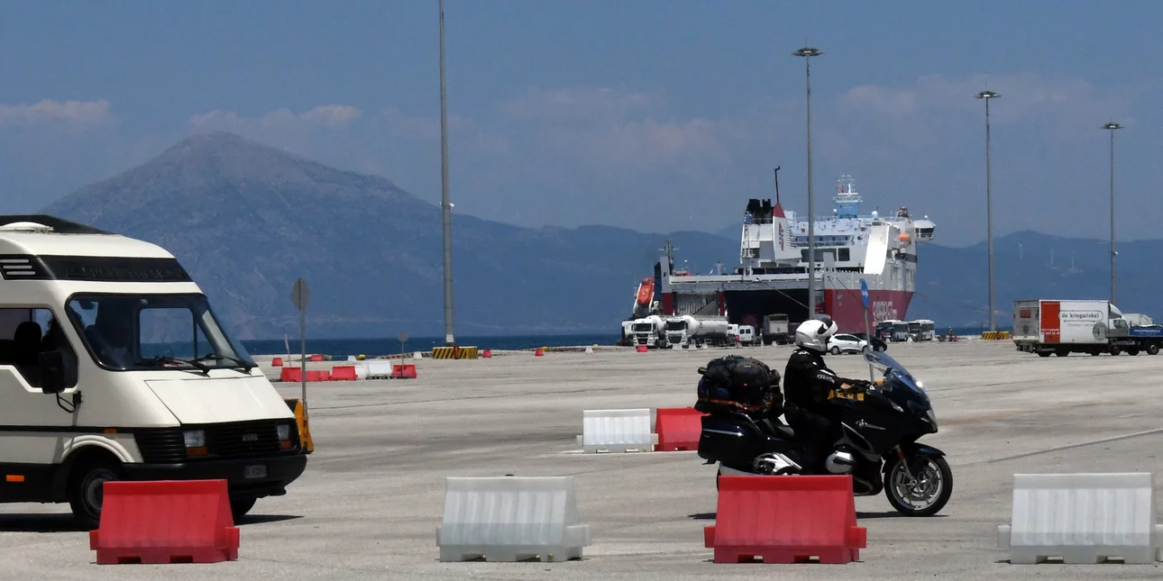 Απαγχονισμένος βρέθηκε ένας 43χρονος άντρας στην Πάτρα