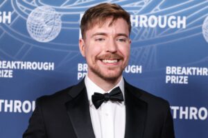 Ο MrBeast γράφει ιστορία στο YouTube με 400 εκατομμύρια συνδρομητές