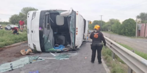 Έντεκα άνθρωποι έχασαν τη ζωή σε τροχαίο με λεωφορείο στο Μεξικό