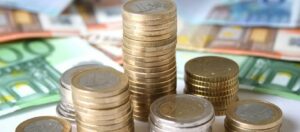 Αναδρομικά: Ποιοι δημόσιοι υπάλληλοι θα δουν αύξηση στους μισθούς τους