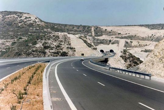 Στην τελική φάση τα έργα στον οδικό άξονα Πάτρα–Πύργος - Πότε θα παραδοθεί