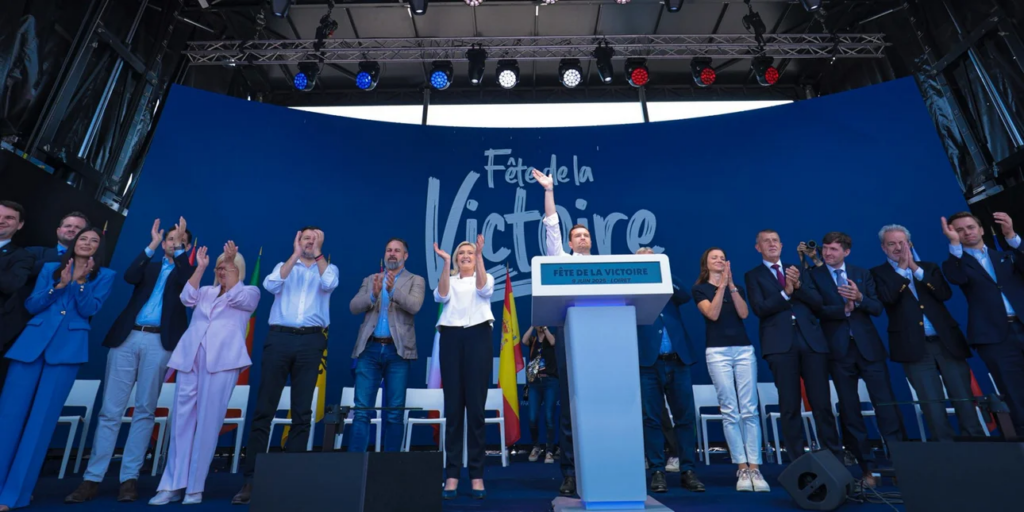 Γαλλία: Η ΕΕ στρέφεται κατά των εθνών μας δήλωσαν Μαρίν Λεπέν και Βίκτορ Όρμπαν σε εκδήλωση του Εθνικού Συναγερμού