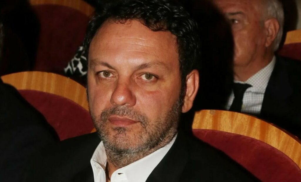 Στάθης Αγγελόπουλος: Στον εισαγγελέα σήμερα ο τραγουδιστής - Συνελήφθη μετά από επεισόδιο με την πρώην σύζυγό του