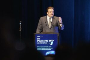 Κ. Πιερρακάκης: Διπλασιάζεται το ημερήσιο όριο συναλλαγών IRIS μέχρι τέλος του έτους