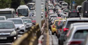 Νέος ΚΟΚ: Πρόστιμα έως €40.000 και φυλάκιση 1 έτους για οδήγηση χωρίς δίπλωμα