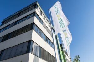 Η BioNTech εξαγοράζει την CureVac έναντι $1,25 δισ.