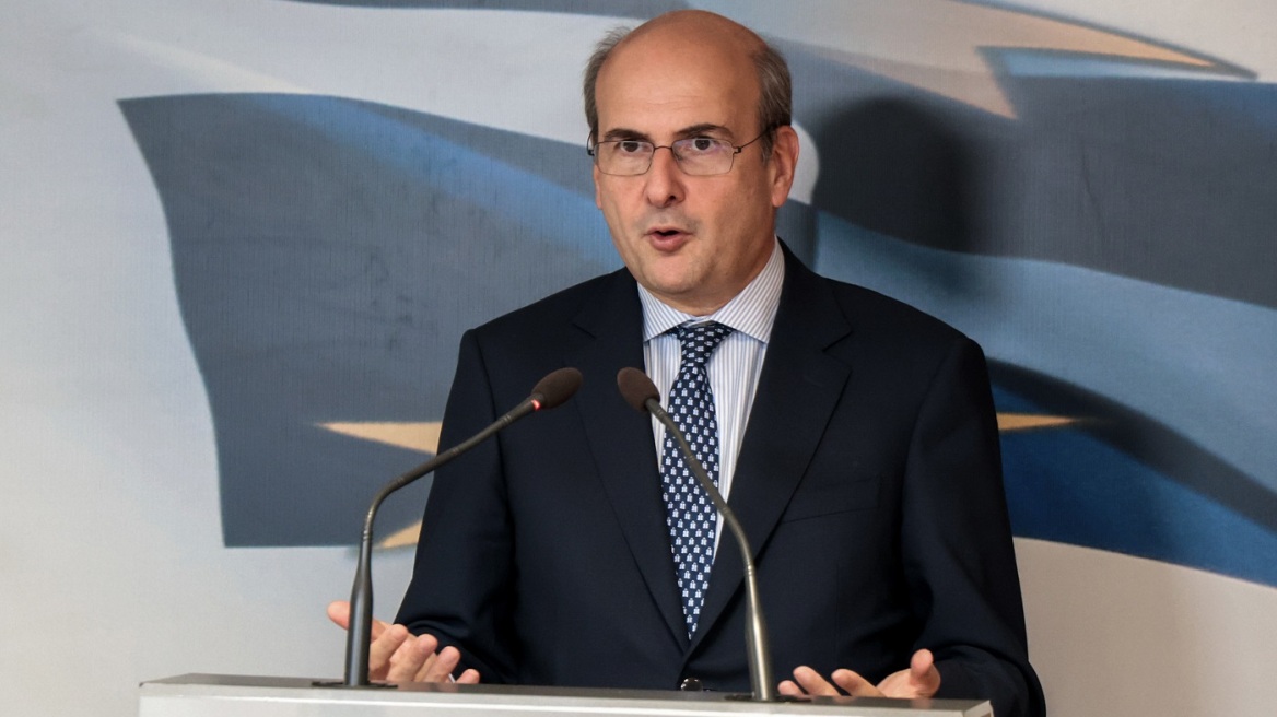 Κ. Χατζηδάκης: Παρακολουθούμε στενά τις εξελίξεις στη Μ. Ανατολή - Σε εφαρμογή τα πρώτα μέτρα για τους Έλληνες στην περιοχή