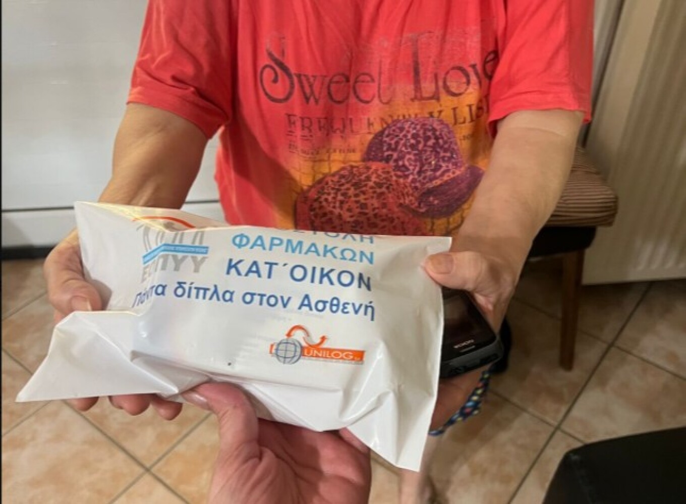 Άδωνις Γεωργιάδης: Στα Άνω Λιόσια σε μια 85χρονη η πρώτη δωρεάν διανομή φαρμάκων κατ