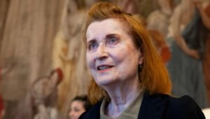 Ελφρίντε Γέλινεκ: ΜΜΕ «πέθαναν» δεύτερη φορά τη Νομπελίστρια – Η αντίδρασή της