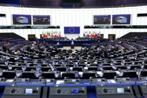 Παράταση του Μηχανισμού Ανάκαμψης ζητά το Ευρωπαϊκό Κοινοβούλιο