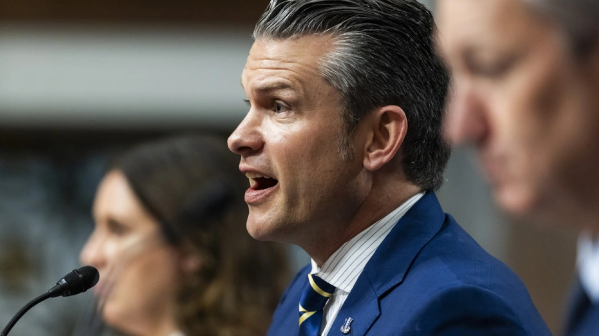 Υπουργός Άμυνας των ΗΠΑ: Έτοιμος ο στρατός για κάθε απόφαση του προέδρου Τραμπ