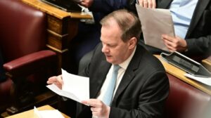 Τραγωδία στα Τέμπη: Με 154 ψήφους πέρασε η πρόταση για την προανακριτική Καραμανλή