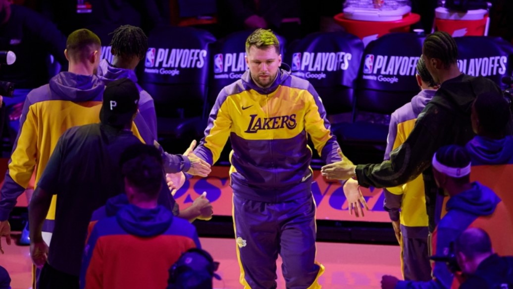 NBA: Με 10 δισ. δολάρια πωλήθηκαν οι Λος Αντζελες Λέικερς - To μεγαλύτερο ποσό στην αθλητική ιστορία των ΗΠΑ