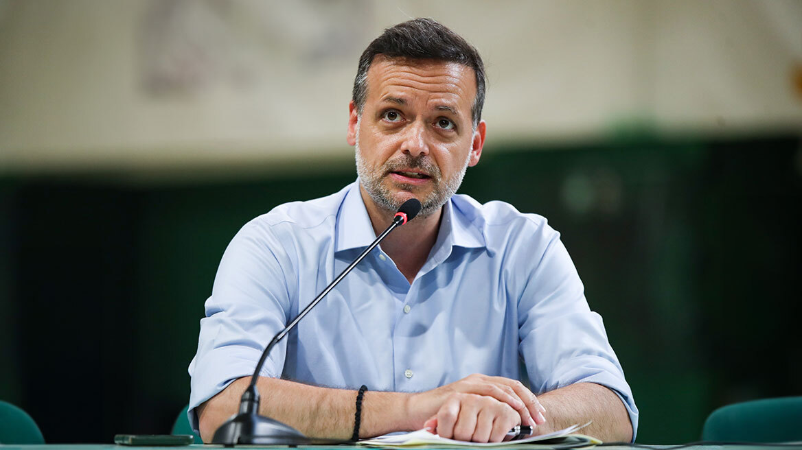 Χάρης Δούκας: Σφοδρή επίθεση στο Νίκο Χριστοδουλάκη για το πρώτο μνημόνιο
