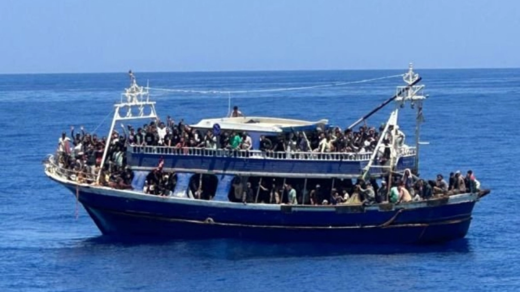 Τουλάχιστον 352 μετανάστες διασώθηκαν από το Λιμενικό Σώμα ανοιχτά της Γαύδου
