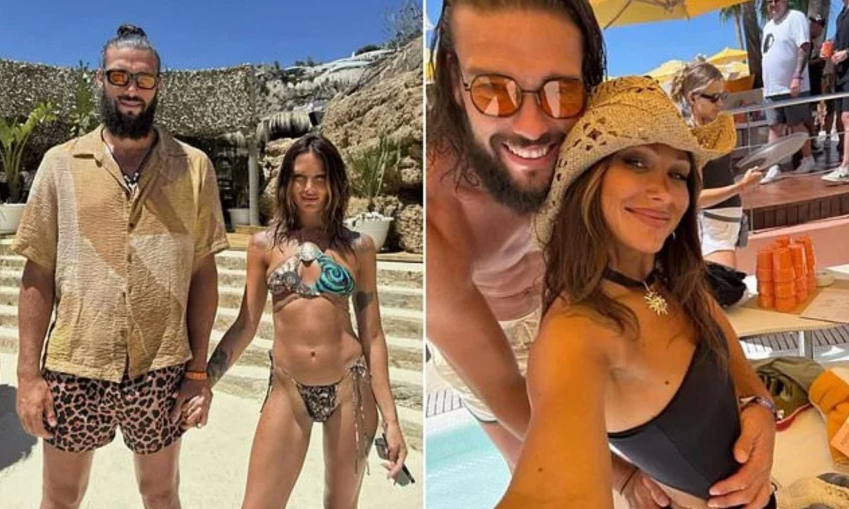 Άντι Κάρολ στη Μύκονο